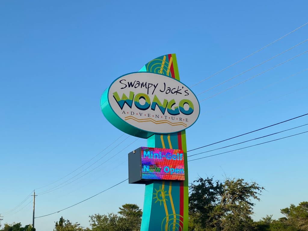 Swampy Jacks Wongo Adventure Sign
